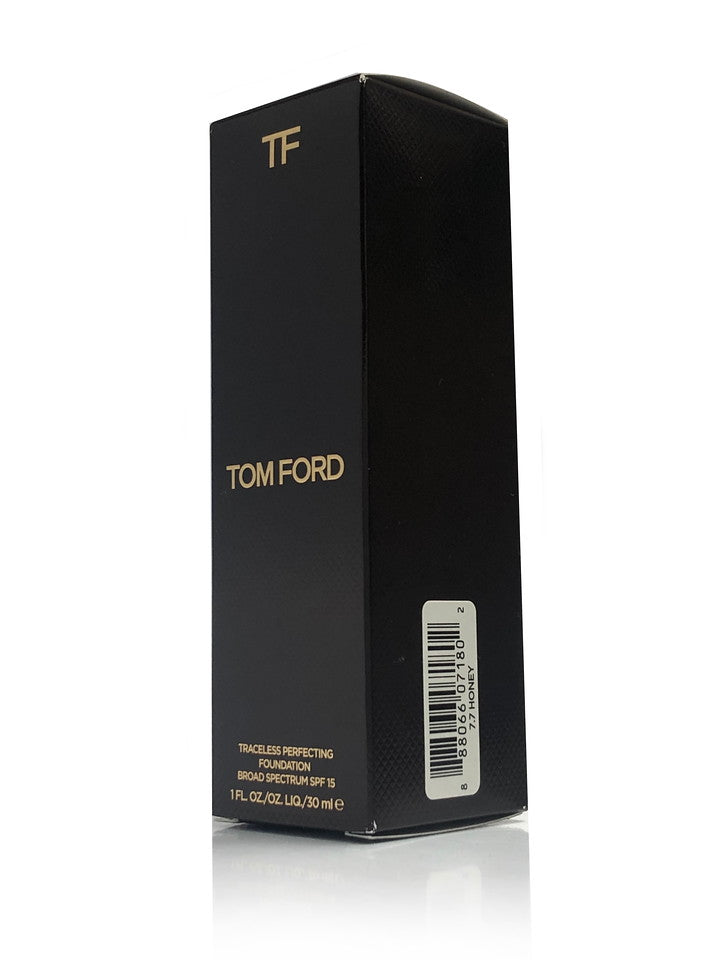Tom Ford Traceless Perfecting Foundation SPF 15 1 oz / 30 ml 7.7 Honey